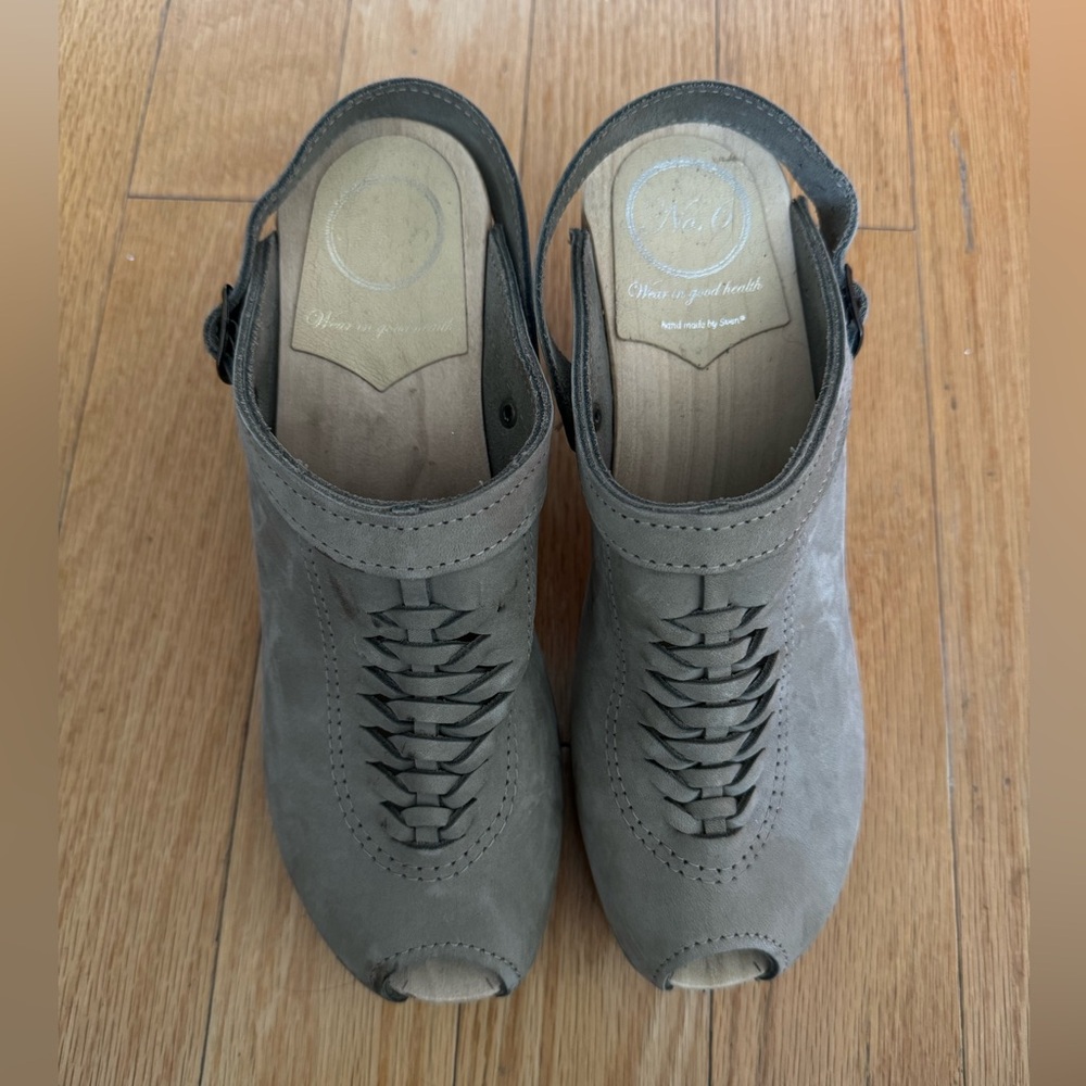 No. 6 Open Toe Weave on High Heel in Cement